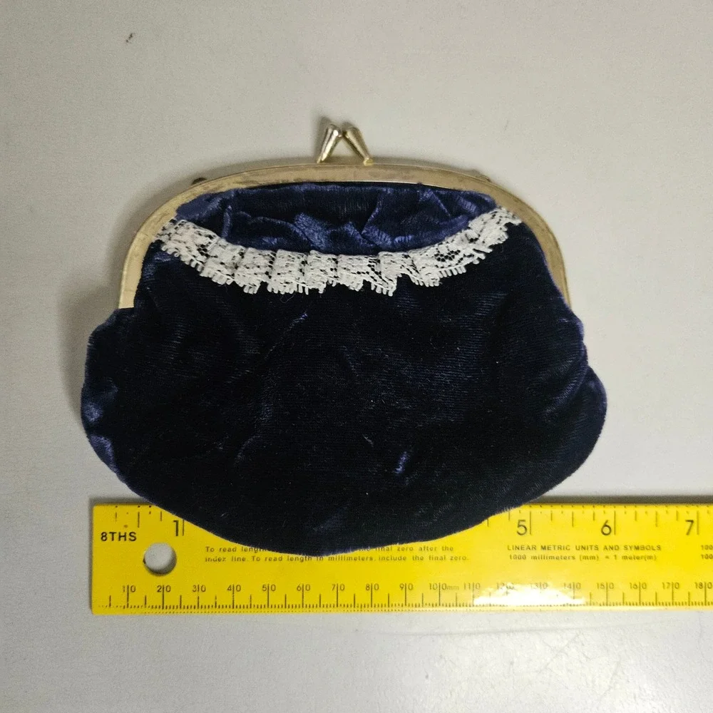 Vintage Navy Blue Velvet Lace Trim Coin Purse Gold Kiss Lock Made in Hong Kong